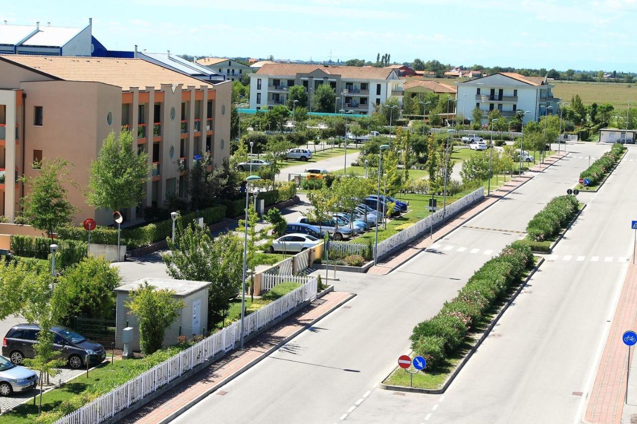 Апартаменты Ginepri Lido Altanea Каорле Экстерьер фото