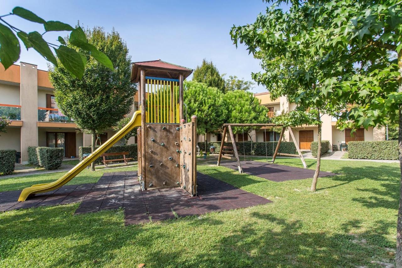 Апартаменты Ginepri Lido Altanea Каорле Экстерьер фото