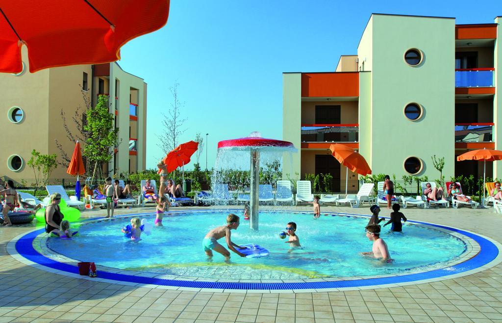 Апартаменты Ginepri Lido Altanea Каорле Номер фото